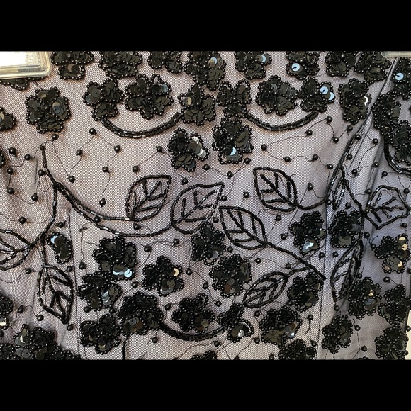 Cache mesh beaded strapless maxi - Picture 5 of 7